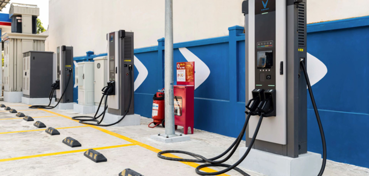 Cuộc đua phát triển trạm sạc xe điện tại Việt Nam được đẩy mạnh