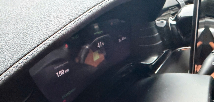 Ra Mắt Trạm Sạc EVIA GLOBAL GREEN 160kW – Điểm Dừng Năng Lượng Xanh Giữa Lòng TP.HCM