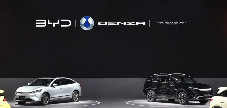 BYD tung 4 mẫu xe mới ở Đông Nam Á, trải từ xe điện đến hybrid đấu xe xăng