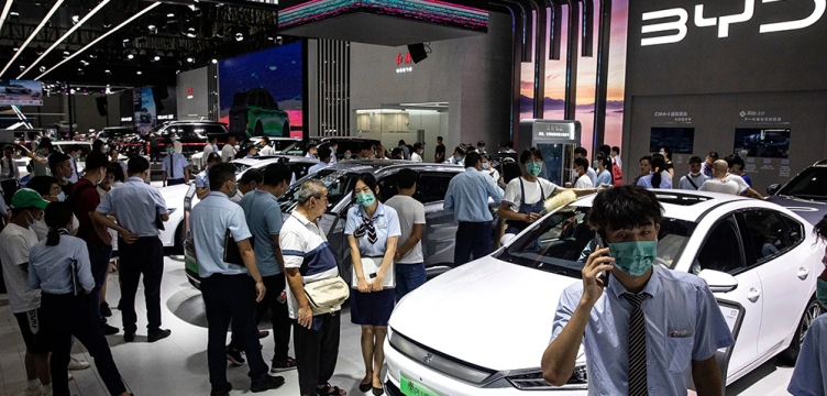 Truyền thông Trung Quốc vạch trần nhóm người cố tình 'hạ bệ' xe điện