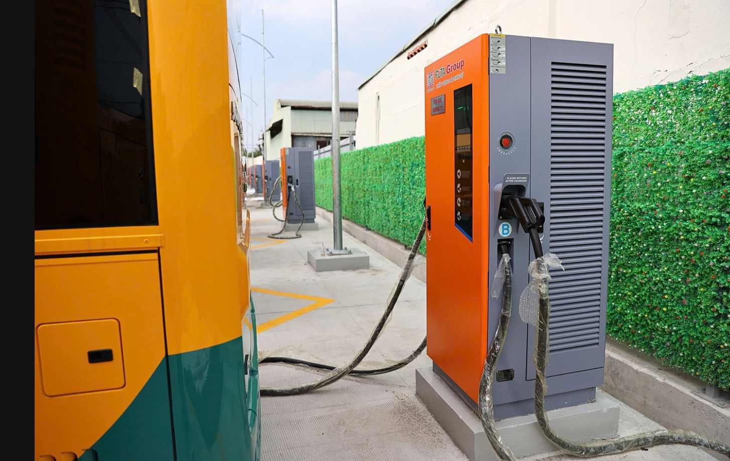 TP HCM lên kế hoạch 'phủ sóng' trạm sạc xe điện