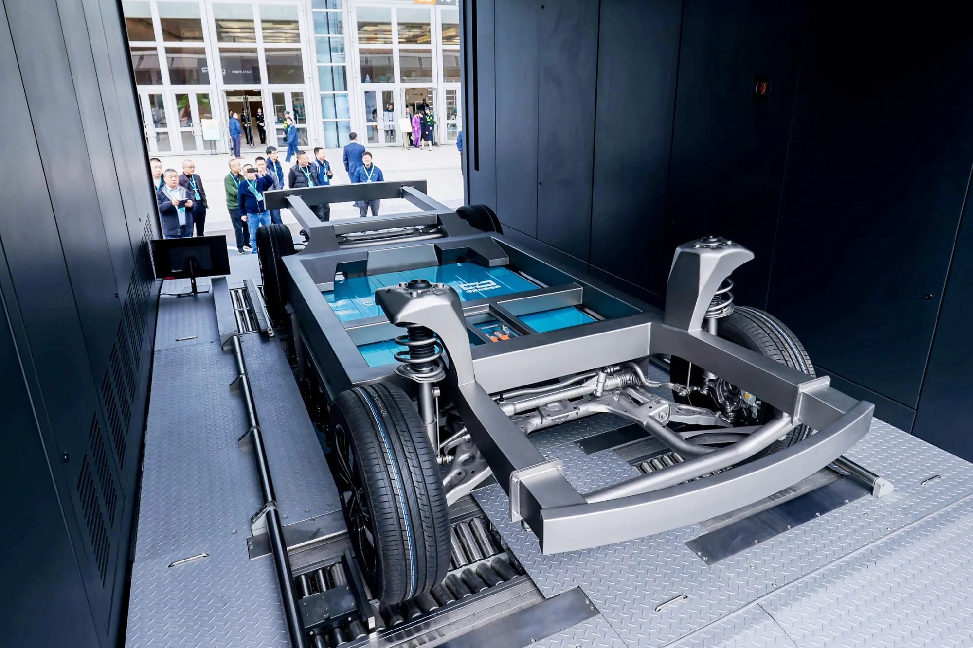 <i>CATL đang triển khai mạnh mẽ công nghệ hoán đổi pin.</i>